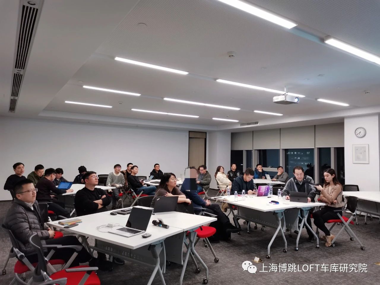 萍乡杭州LOFT车库专题会